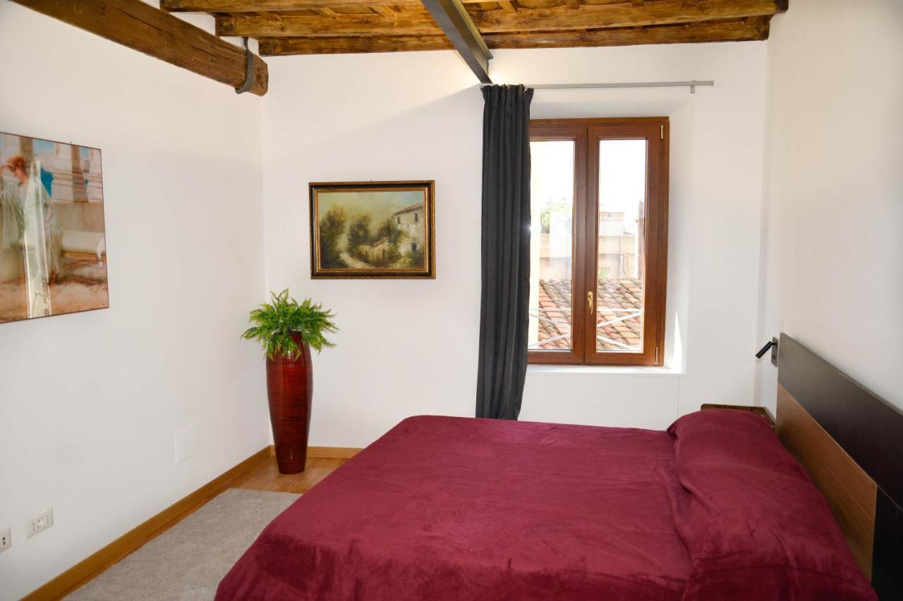 רומא Fidia Palace Marco Aurelio'S Apartment Colosseo מראה חיצוני תמונה