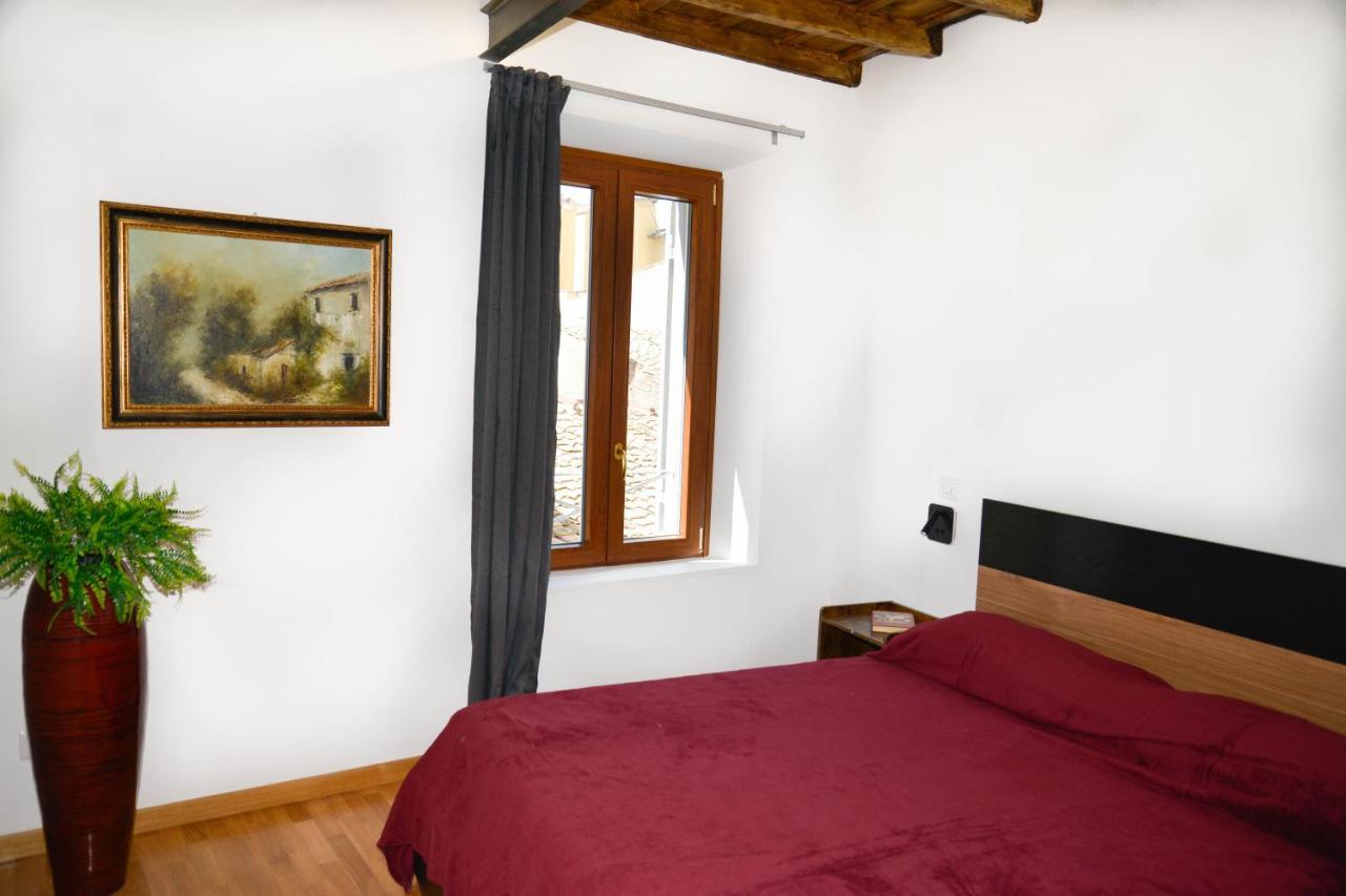 רומא Fidia Palace Marco Aurelio'S Apartment Colosseo מראה חיצוני תמונה